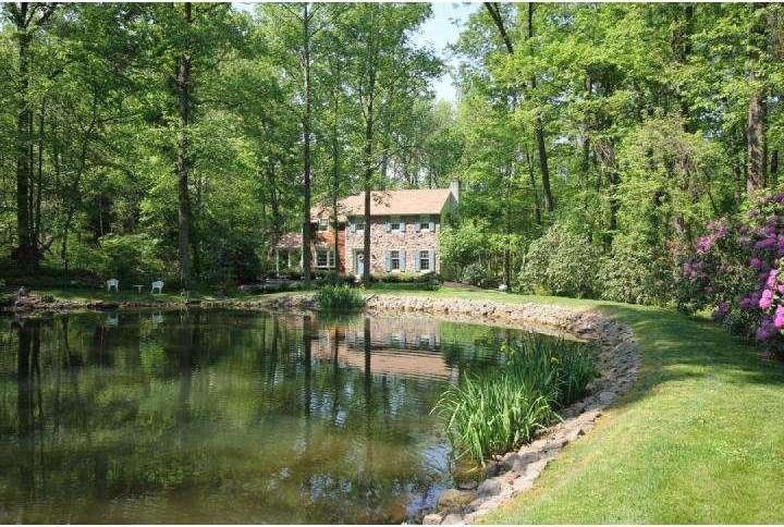 1458 Cornerstone Dr, Pottstown, PA 19465 - photo 1