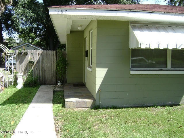 1387 Dancy St, Jacksonville, FL 32205 - photo 1