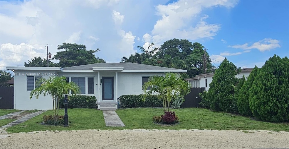 425 NE 109th St, Miami, FL 33161 - photo 1