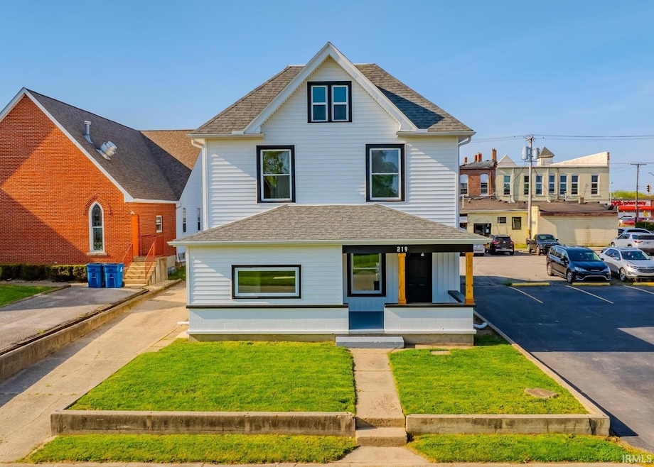 219 E South A St, Gas City, IN 46933 - photo 1