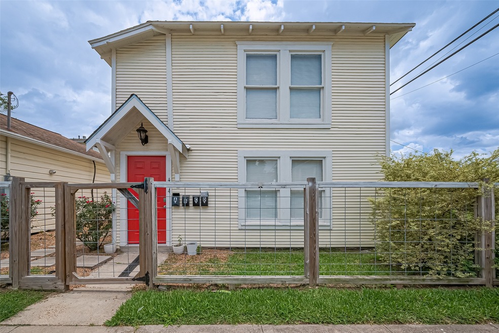 414 E 9th St unit A, Houston, TX 77007 - photo 1