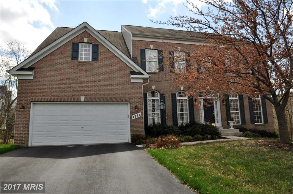 4964 Marshall Crown Rd, Centreville, VA 20120 - photo 1