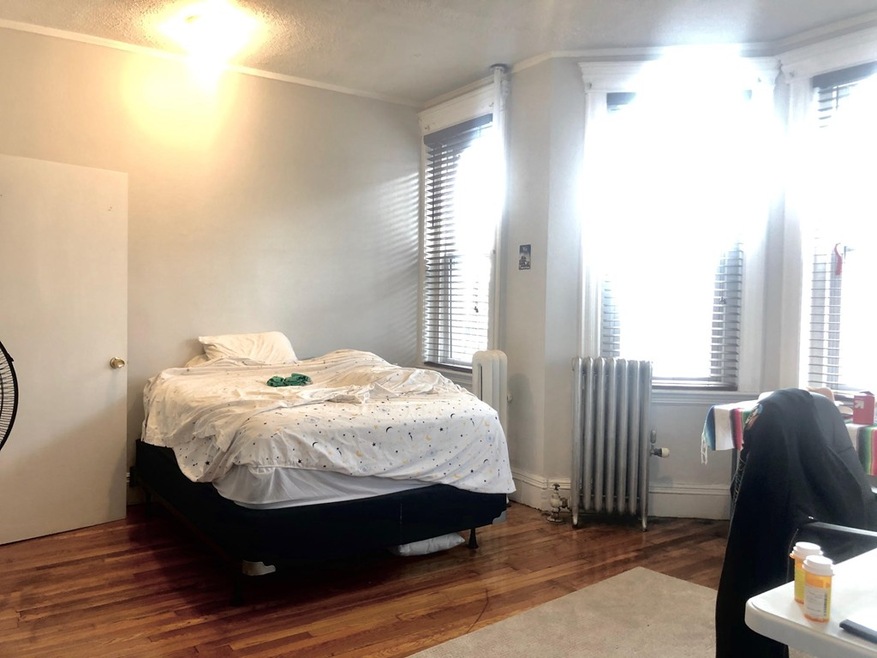 65 Park Dr unit 18, Boston, MA 02215 - photo 1