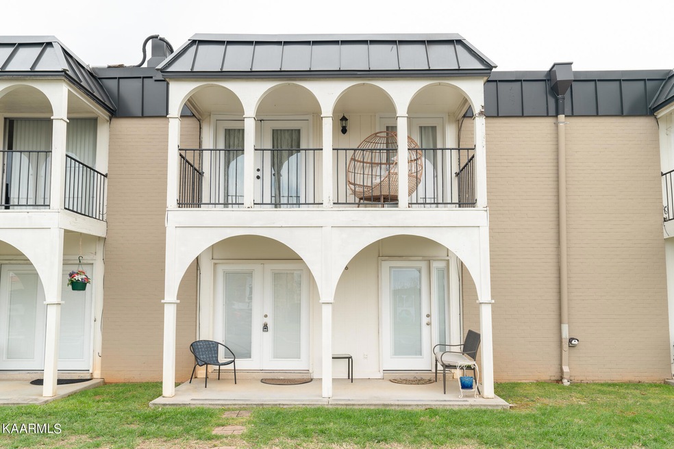 5709 Lyons View Pike Unit 5209, Knoxville, TN 37919 MLS 1221618