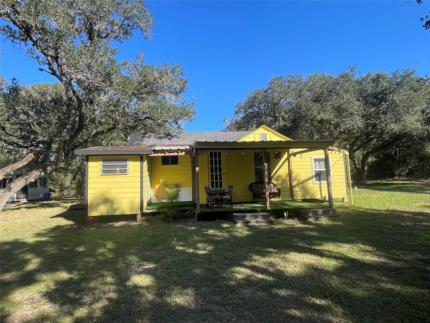 341 Cr 355, Elmaton, TX 77440 - photo 1