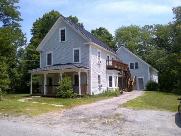 104 Hall Ave unit 2, Henniker, NH 03242 - photo 1