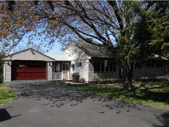 462 Pembroke St, Pembroke, NH 03275 - photo 1