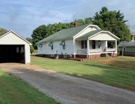 999 Adams Ave, Logan, OH 43138 - photo 1