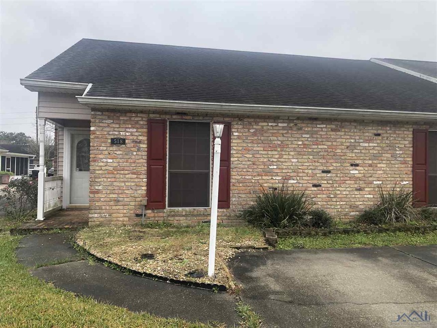 518 N French Quarter Dr, Houma, LA 70364 - photo 1