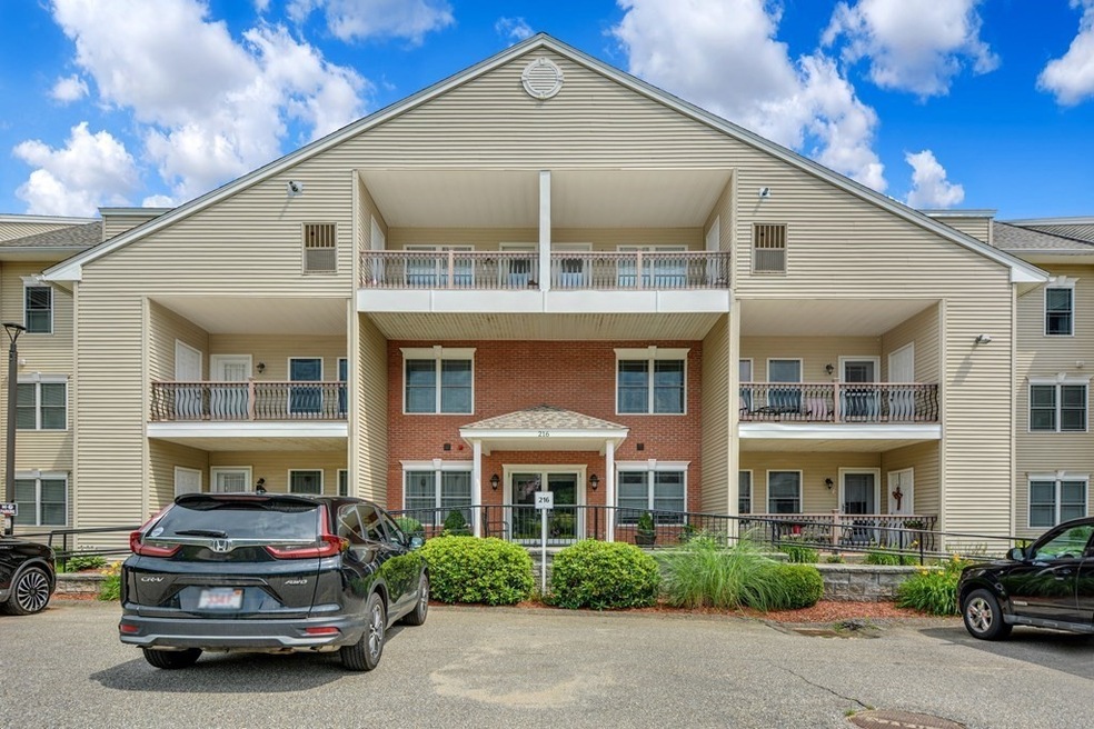 216 Reservoir St unit 212, Holden, MA 01520 - photo 1