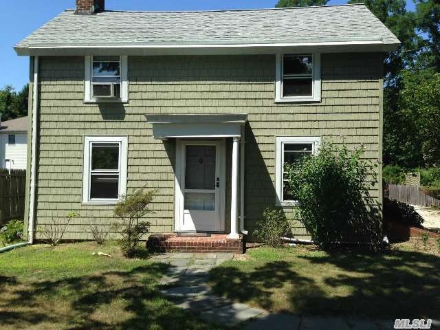 59 Elm Ave, Glen Cove, NY 11542 - photo 1