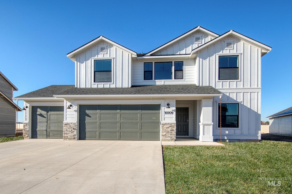Sold • Co-Listing Agent