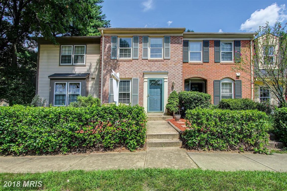 20502 Strath Haven Dr, Montgomery Village, MD 20886 - photo 1