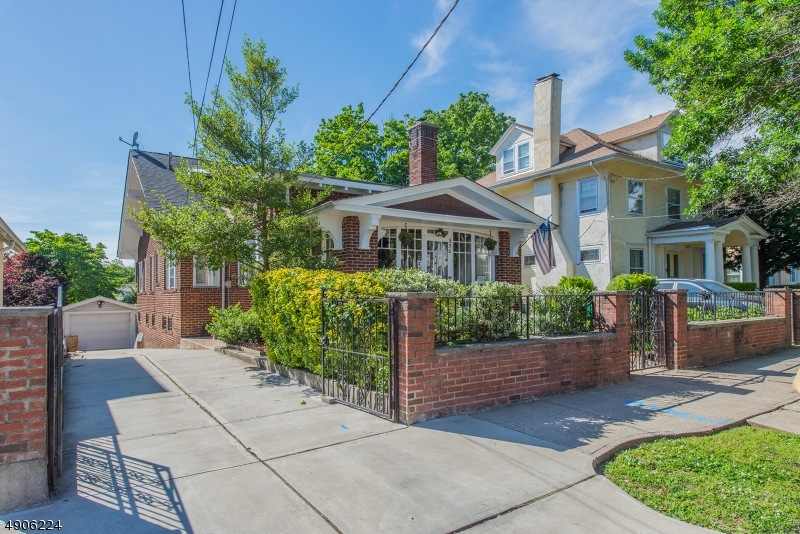 350 Parker St unit 352, Newark, NJ 07104 - photo 1