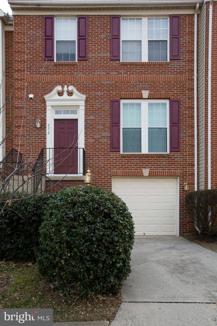 2015 Madrillon Springs Ct, Vienna, VA 22182 - photo 1