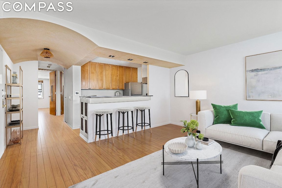 626 Washington St unit 5 B, New York, NY 10014 - photo 1