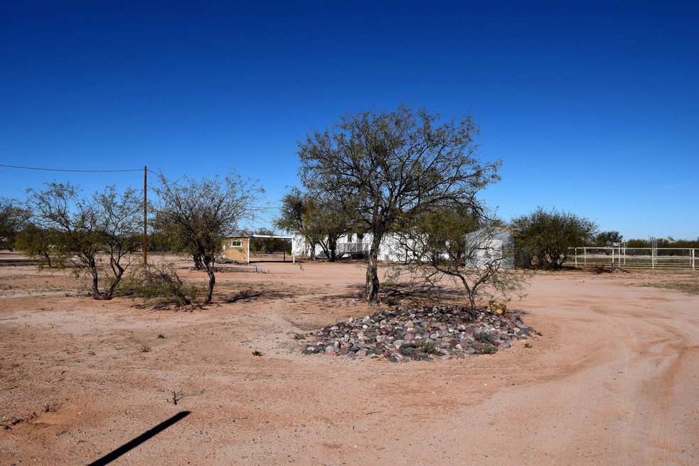 12720 W Los Reales Rd, Tucson, AZ 85735 - photo 1
