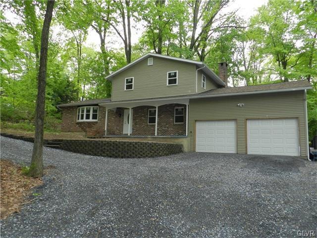 5729 Applebutter Hill Rd, Coopersburg, PA 18036 - photo 1