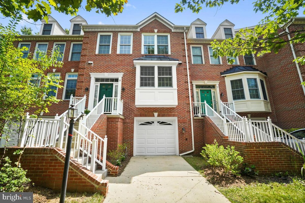 9 Granite Ridge Ct, North Potomac, MD 20878 - photo 1