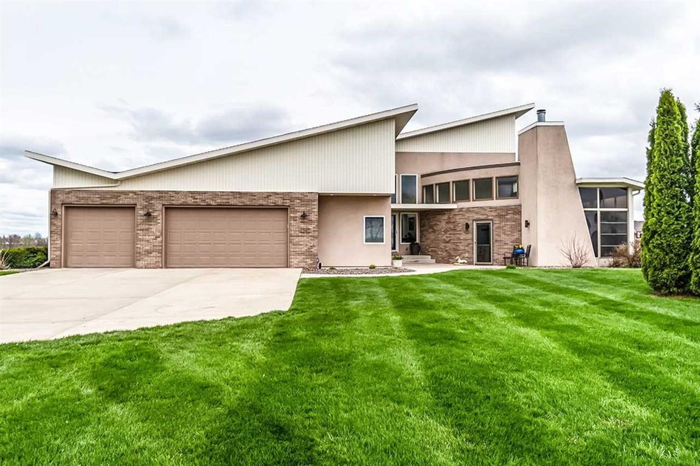 N1970 Alphorn Rd, Monroe, WI 53566 - photo 1