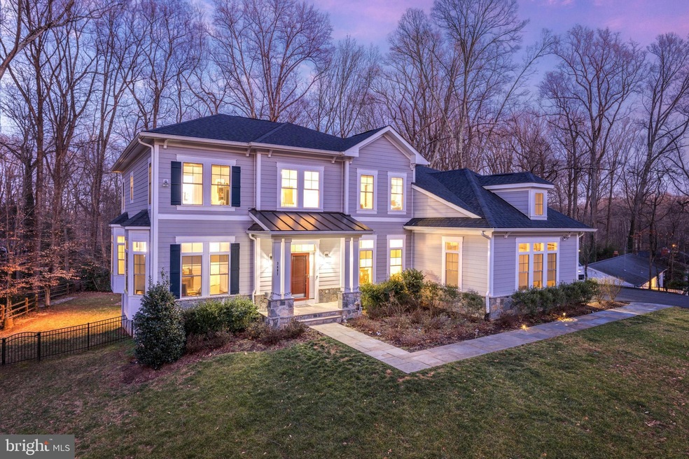 3407 Barkley Dr, Fairfax, VA 22031 - photo 1