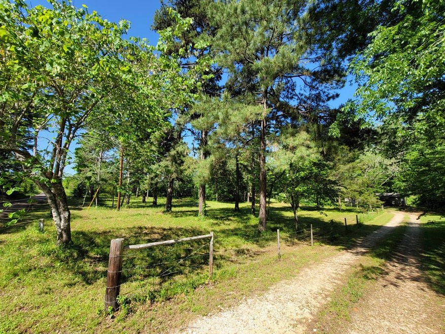 1256 Cr 721, Nacogdoches, TX 76964 - photo 1