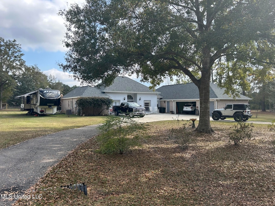 For Sale $615,000 • Co-Listing Agent