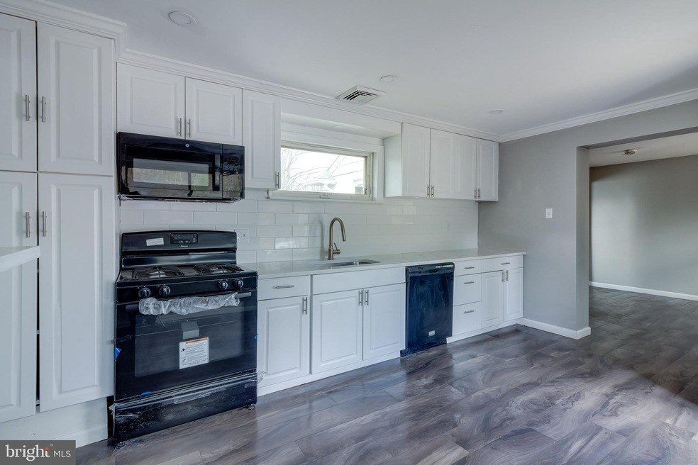 114 10th Ave, Atco, NJ 08004 - photo 1