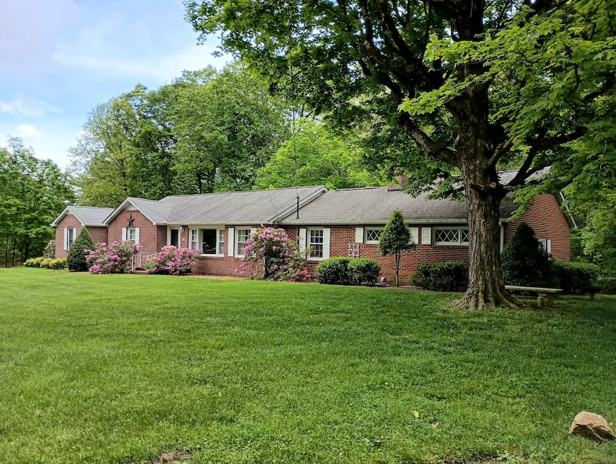 161 Kentucky Ave, Sewanee, TN 37375 - photo 1