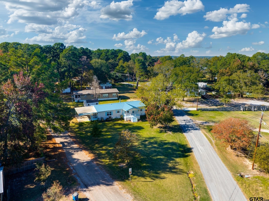 20625 Pine Dr, Chandler, TX 75758 - photo 1