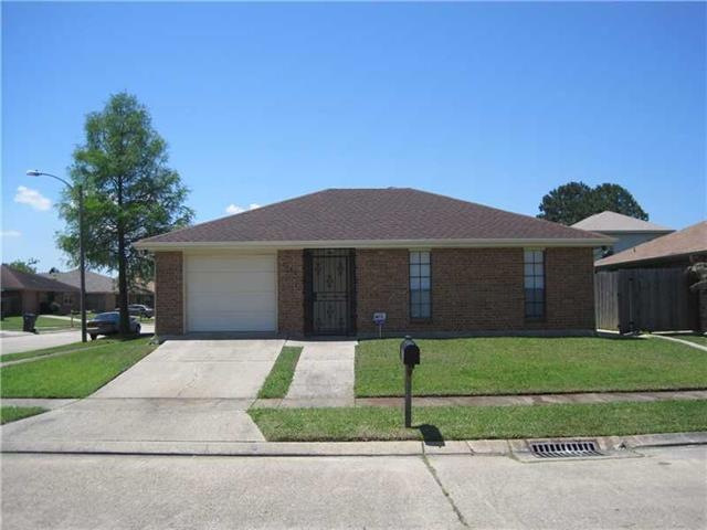 Facade/Exterior Front. Corner lot in Lake Carmel s