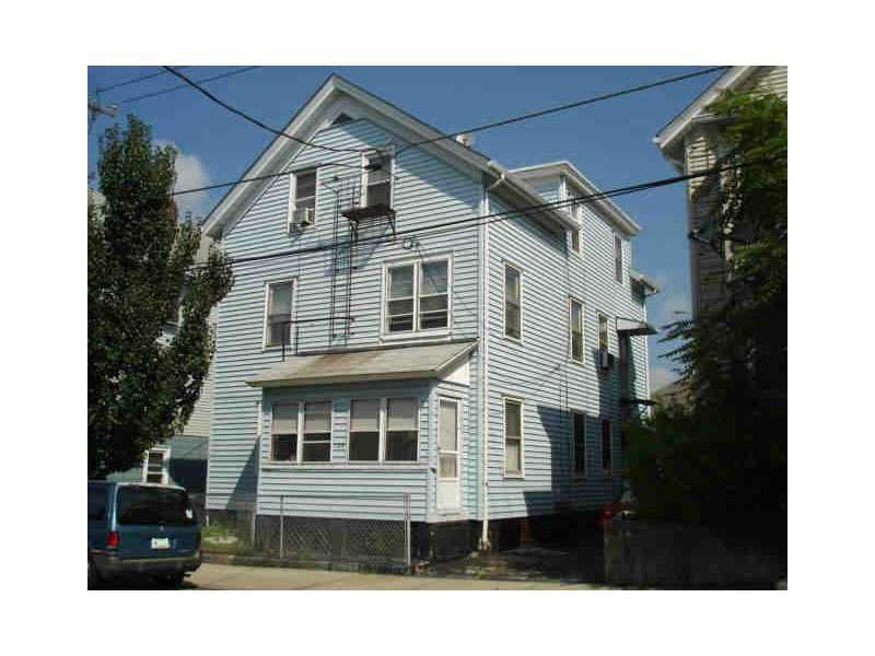 185 Magill St, Pawtucket, RI 02860 - photo 1