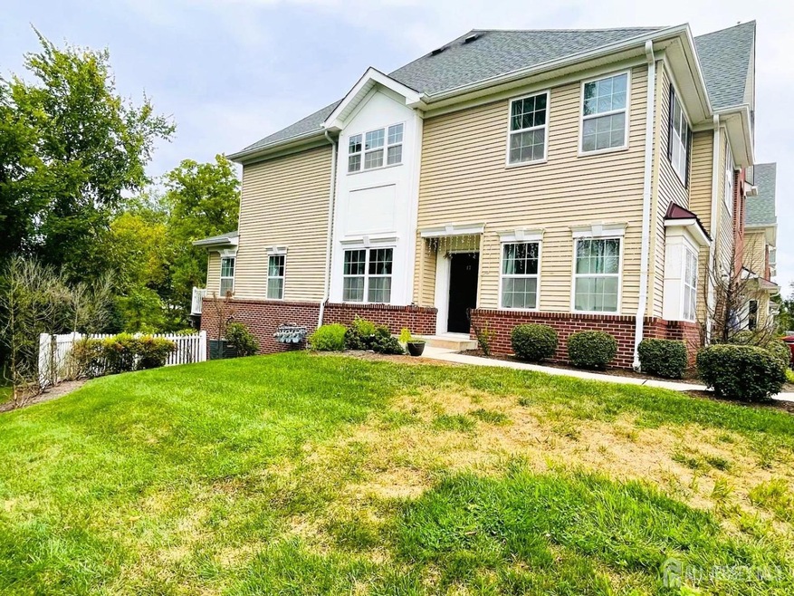 17 Sawgrass Ct, Piscataway, NJ 08854 - photo 1