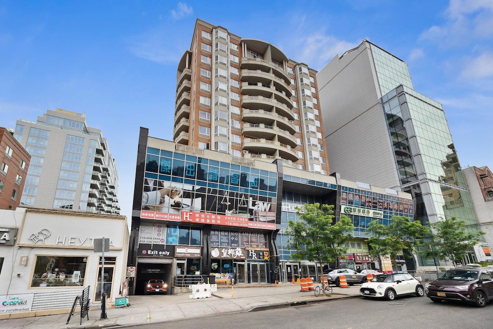 Pending $749,000 • Co-Listing Agent