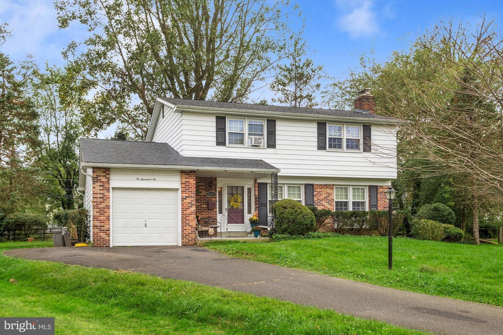 2002 Grace Ln, Flourtown, PA 19031 - photo 1