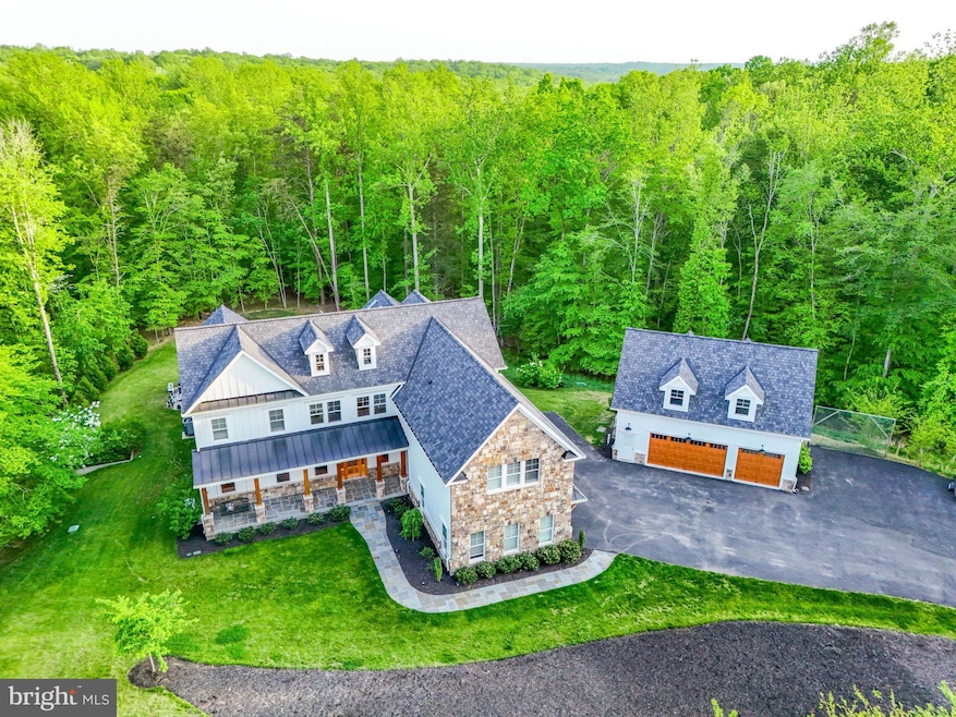 11607 Lawter Ln, Clifton, VA 20124 - photo 1