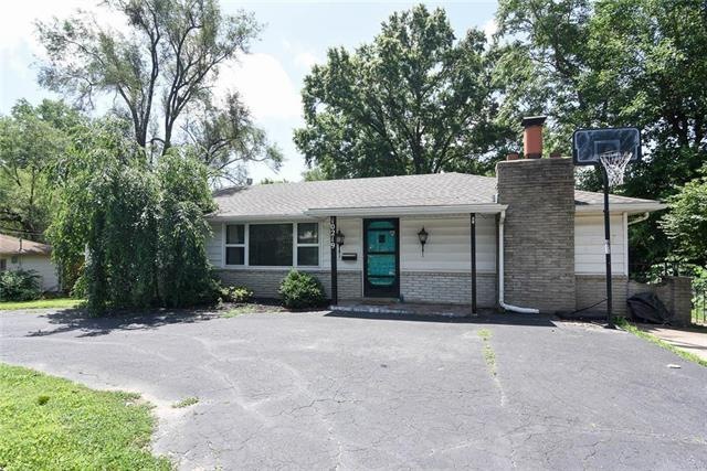 10219 W 55th St, Shawnee, KS 66203 - photo 1