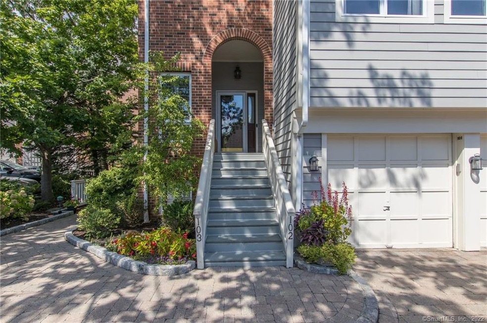 123 Harbor Dr unit 102, Stamford, CT 06902 - photo 1