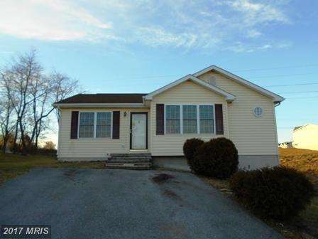 90 Planet Ct, Martinsburg, WV 25404 - photo 1