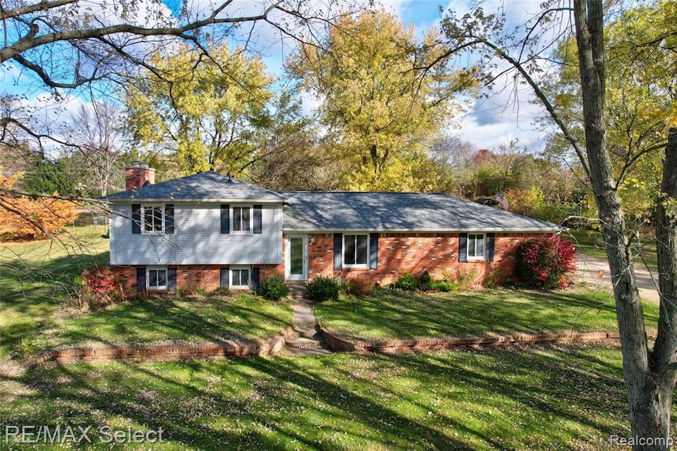 Pending $295,000 • Co-Listing Agent