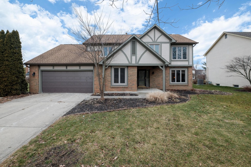 7205 Dominick-32