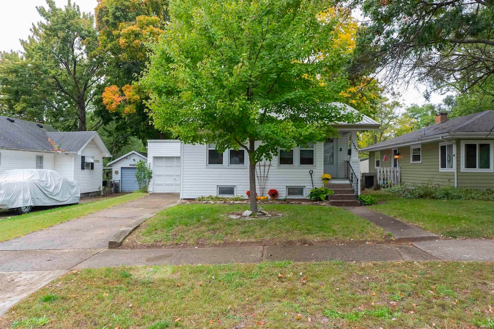 1325 S 31st St, South Bend, IN 46615 - photo 1