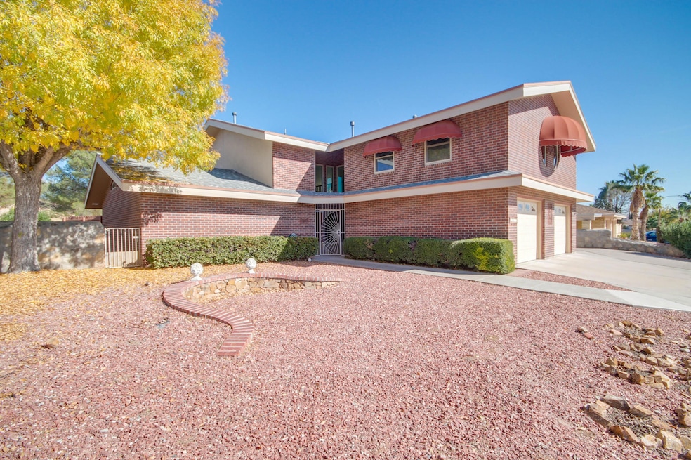 11255 Leo Collins Dr, El Paso, TX 79936 - photo 1