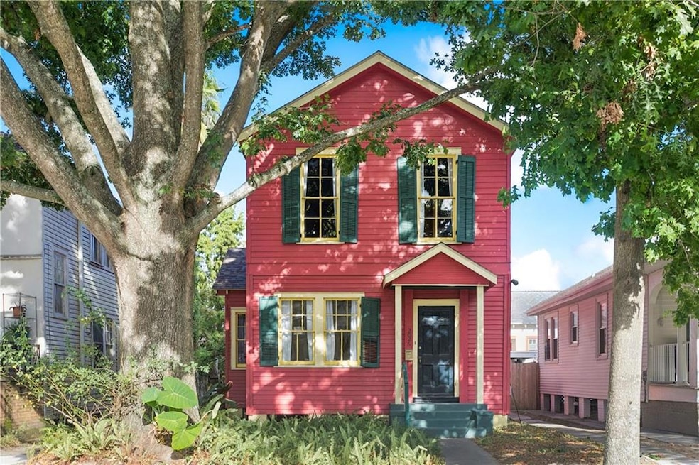 Pending $450,000 • Co-Listing Agent