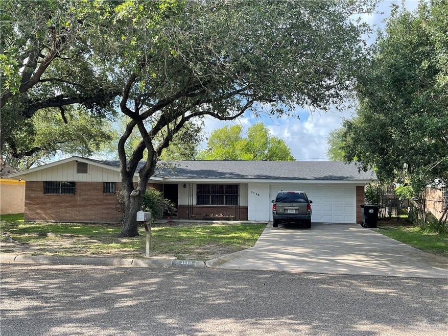 1113 W 3rd St, Weslaco, TX 78596 - photo 1