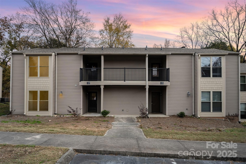 For Sale $180,000 • Co-Listing Agent