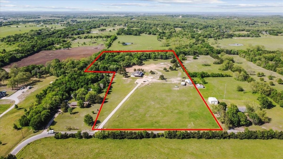 1047 Davy Ln, Denison, TX 75020 - photo 1