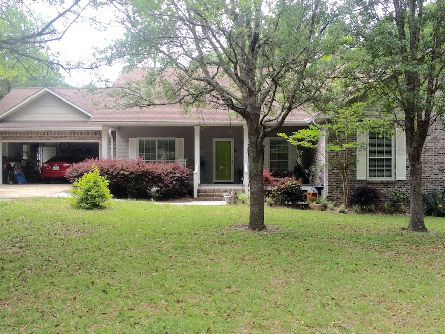 Front view of home