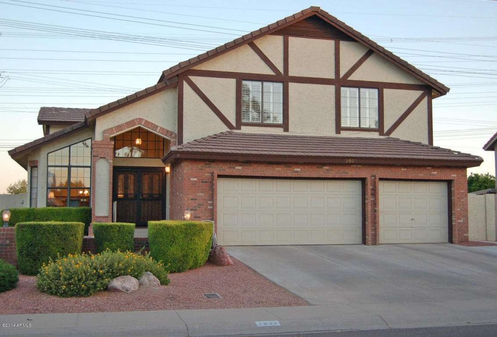 2027 E Diamond Dr, Tempe, AZ 85283 - photo 1