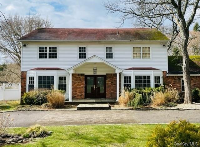 Sold $1,325,000 • Co-Listing Agent